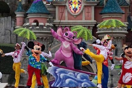 Charles de Gaulle to Disneyland